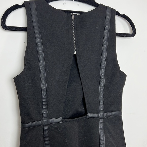 BCBGeneration black mini dress Size 4 - Picture 5 of 11